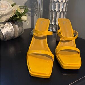 Journee Collection Naivee Tru Comfort Foam Women's Dress Sandals